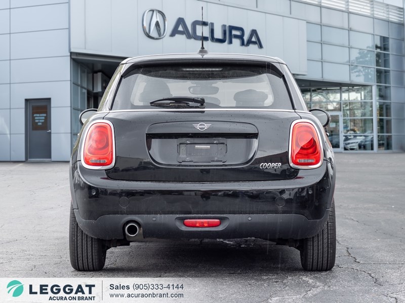 2019 MINI 5 Door Cooper FWD