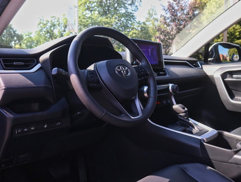 2024 Toyota RAV4 XLE AWD
