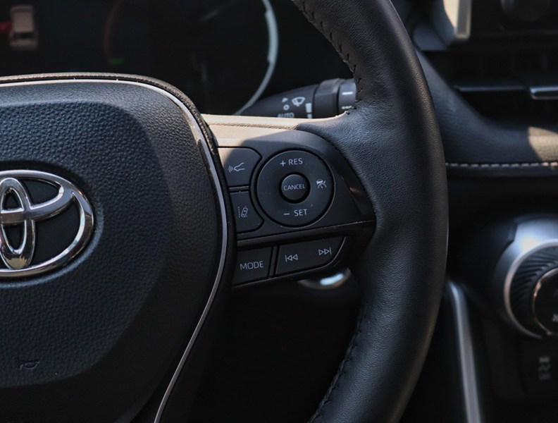 2024 Toyota RAV4 XLE AWD