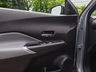 2024 Nissan Kicks SR FWD