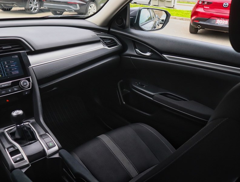 2016 Honda Civic 4dr Man LX