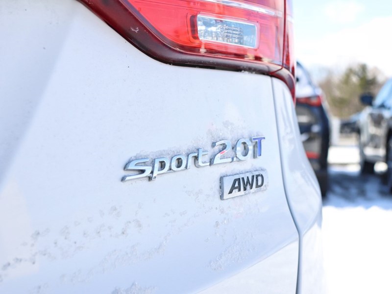 2016 Hyundai Santa Fe Sport AWD 4dr 2.0T Limited