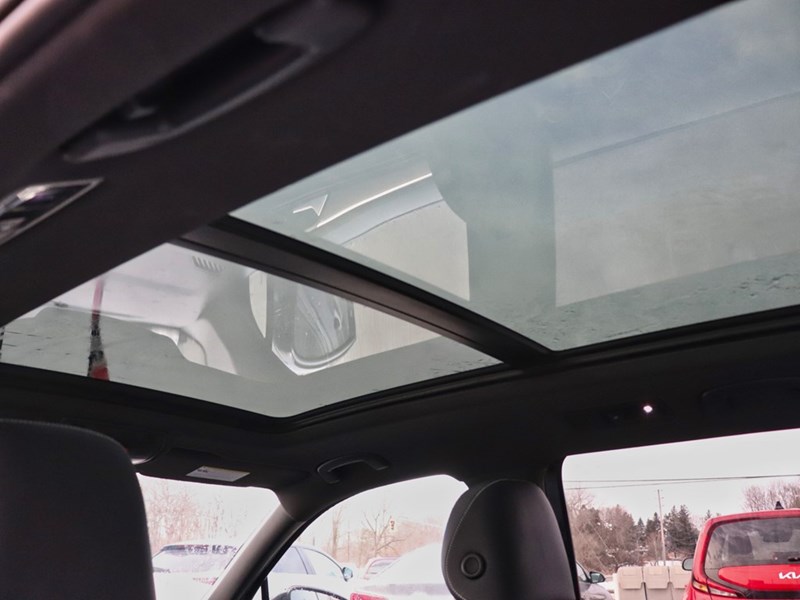 2022 Volkswagen Tiguan Comfortline R-Line Black Edition 4MOTION