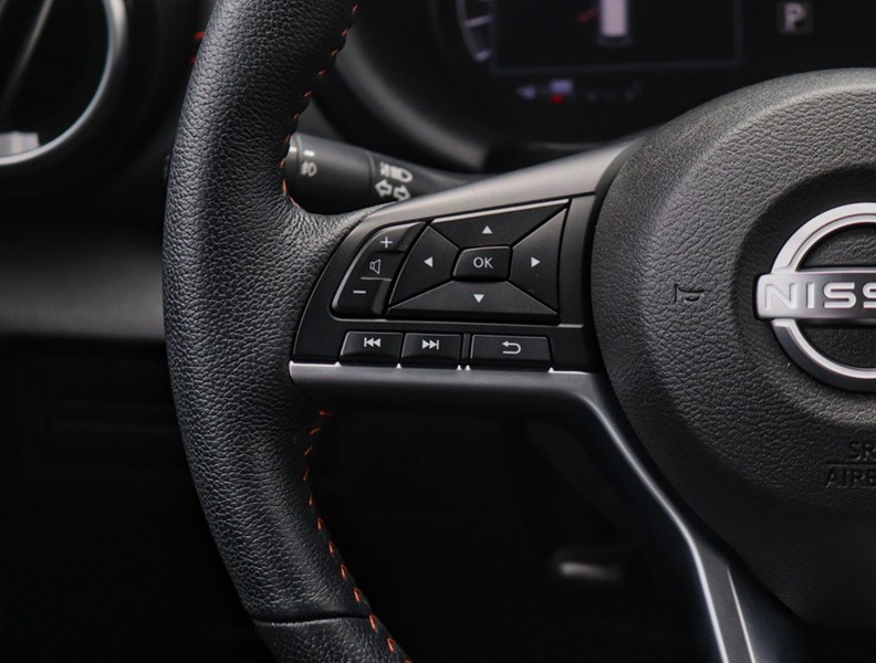 2024 Nissan Kicks SR FWD