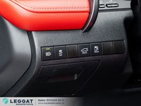 2020 Toyota Camry XSE Auto