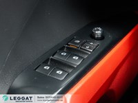 2020 Toyota Camry XSE Auto
