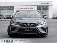 2020 Toyota Camry XSE Auto