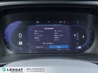 2025 Volvo XC40 B5 AWD Ultra Dark Theme