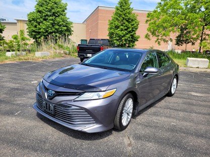 2020 Toyota Camry Hybrid Hybrid XLE Auto