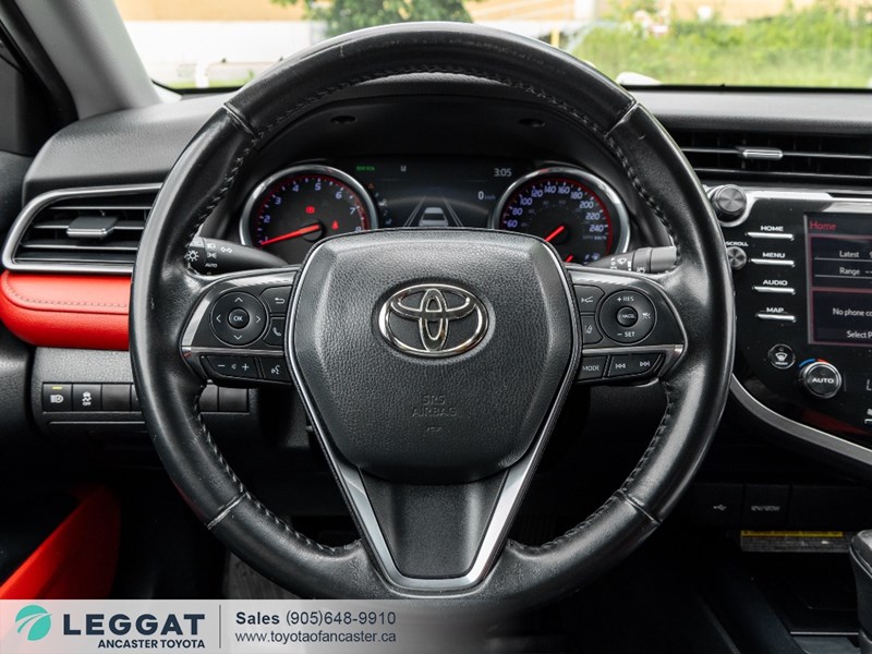 2020 Toyota Camry XSE Auto
