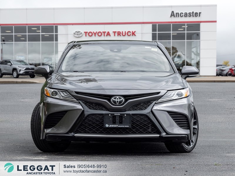 2020 Toyota Camry XSE Auto
