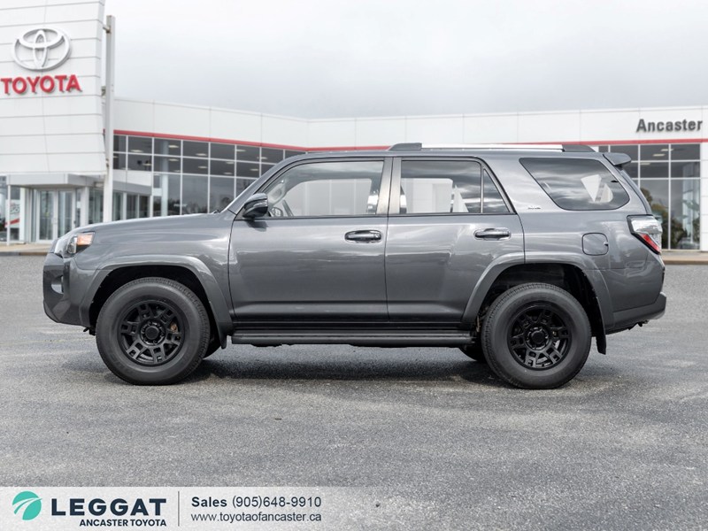 2022 Toyota 4Runner SR5 4WD