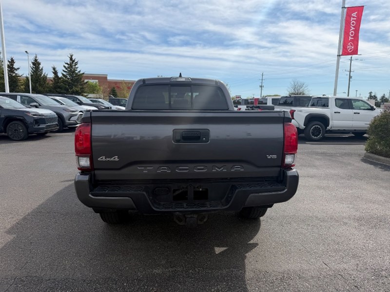 2022 Toyota Tacoma 4x4 Double Cab Auto
