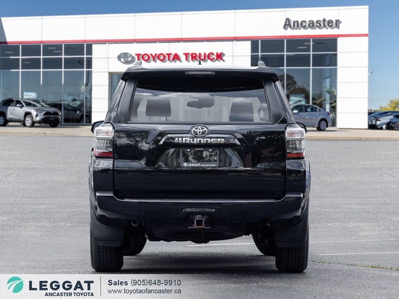 2023 Toyota 4Runner 4WD SR5