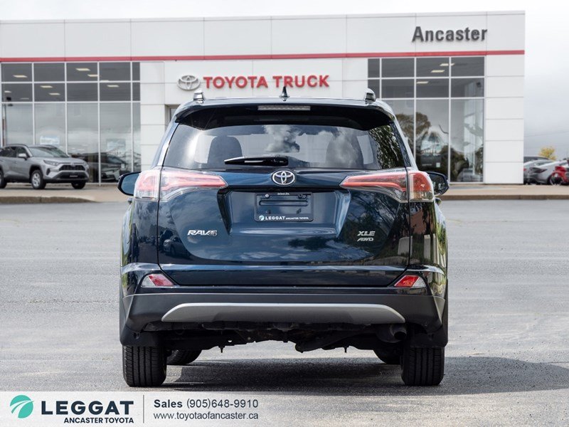 2018 Toyota RAV4 AWD XLE