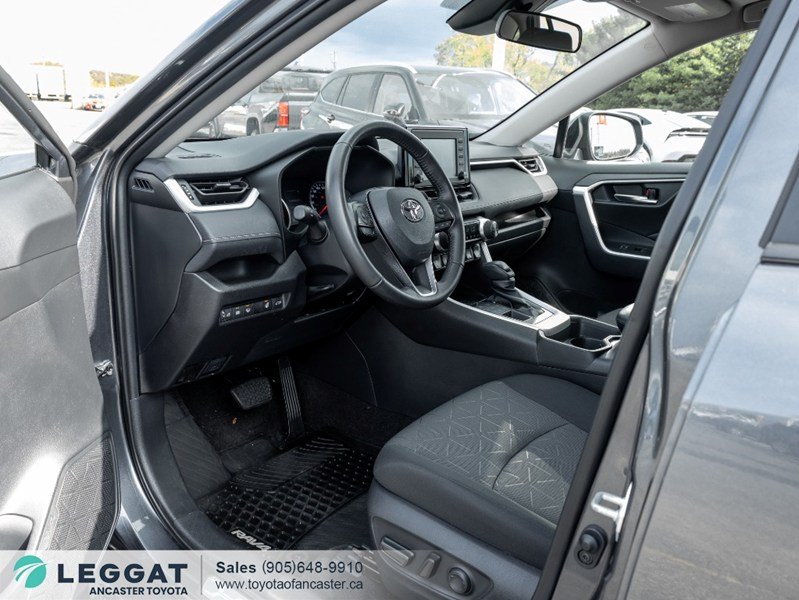 2021 Toyota RAV4 XLE AWD