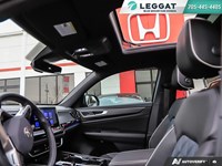 2024 Volkswagen Atlas Cross Sport Execline 2.0 TSI 4MOTION|Accident-Free