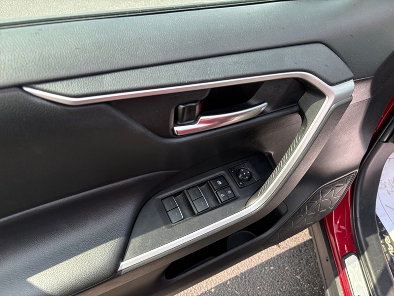 2022 Toyota RAV4 Hybrid Hybrid XLE AWD