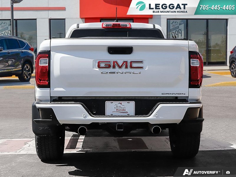 2023 GMC Canyon 4WD Crew Cab Denali