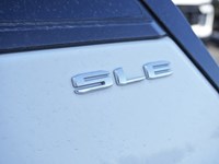 2022 GMC Terrain FWD 4dr SLE