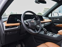 2025 Cadillac XT4 AWD 4dr Premium Luxury