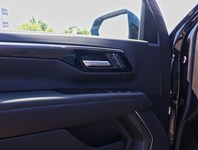 2026 Chevrolet Suburban 4WD 4dr LT