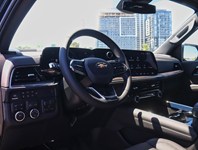 2026 Chevrolet Suburban 4WD 4dr LT