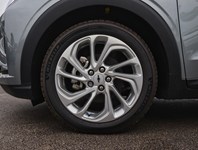 2027 Chevrolet Bolt FWD 4dr LT