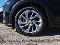 2027 Chevrolet Bolt FWD 4dr LT