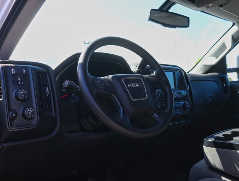 2018 GMC Sierra 1500 4WD Double Cab 143.5