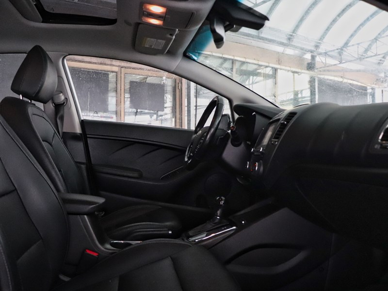 2018 Kia Forte SX Auto