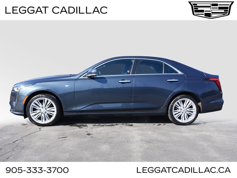 2022 Cadillac CT4 4dr Sdn Premium Luxury