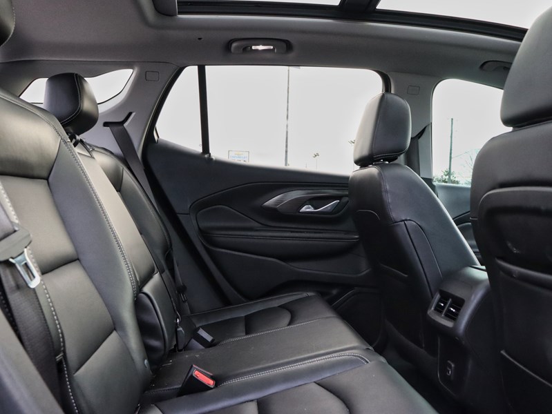 2022 GMC Terrain SLT | AWD | OFFLEASE | 1OWNER | LOWKMS | SUNROOF |