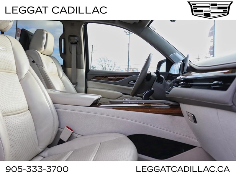 2023 Cadillac Escalade ESV PremiumLuxuryPlatinum | RATESFROM3.99% | NOCLAIMS