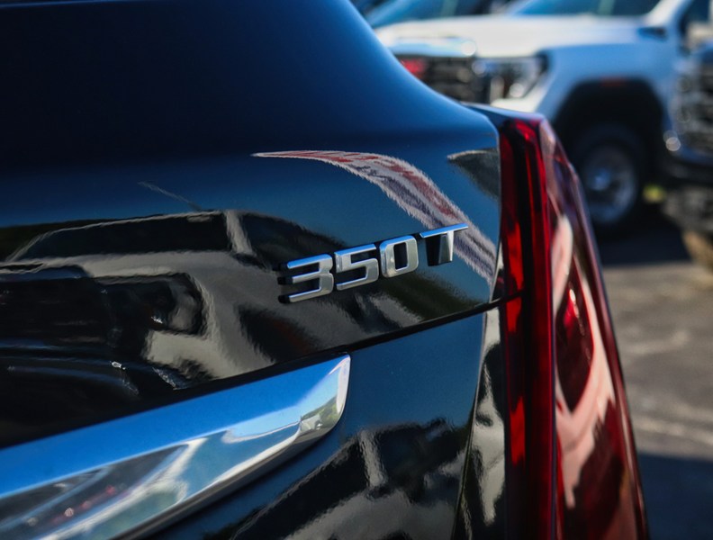 2023 Cadillac XT5 AWD 4dr Luxury