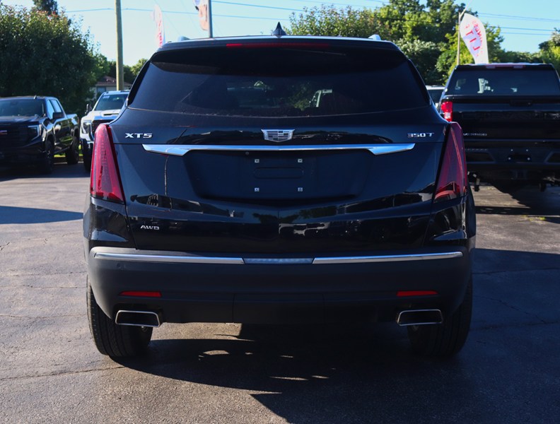 2023 Cadillac XT5 AWD 4dr Luxury
