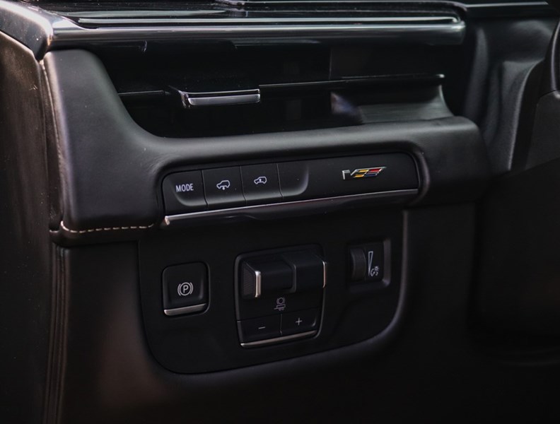 2024 Cadillac Escalade AWD 4dr V-Series