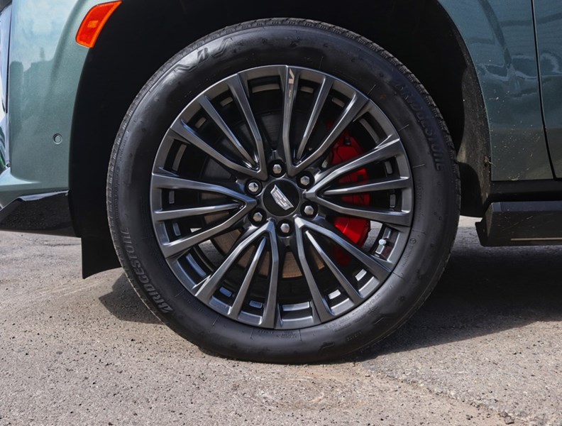 2024 Cadillac Escalade AWD 4dr V-Series
