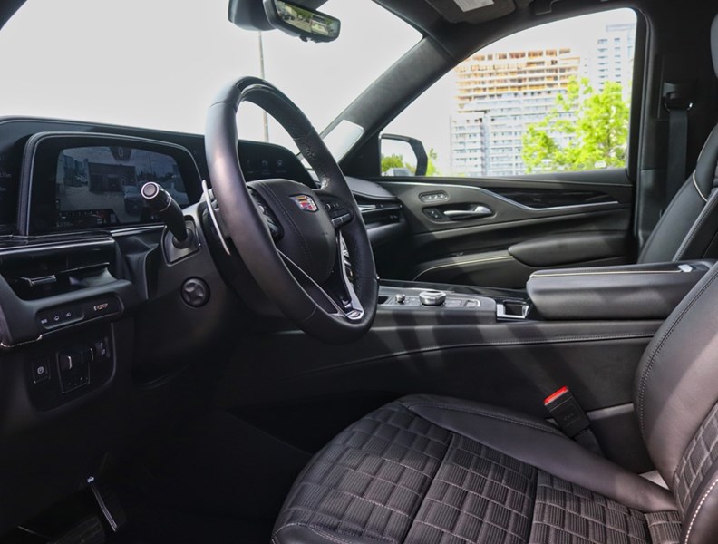 2024 Cadillac Escalade AWD 4dr V-Series