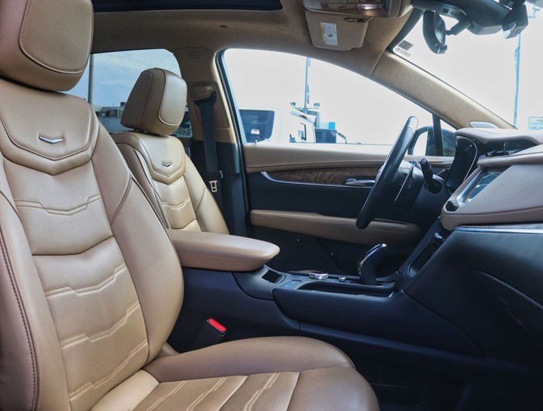 2024 Cadillac XT5 AWD 4dr Sport