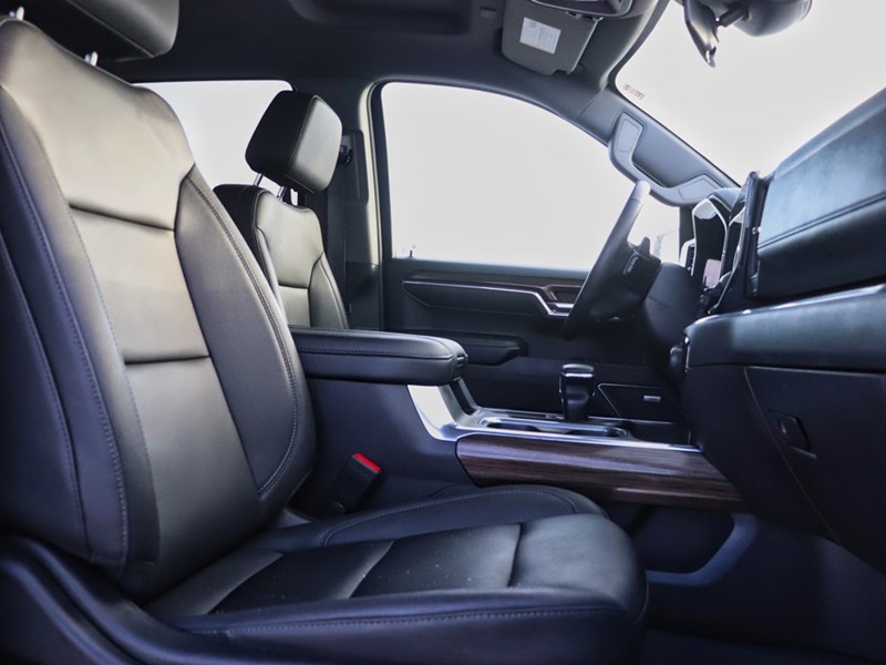 2024 Chevrolet Silverado 1500 4WD Crew Cab 147