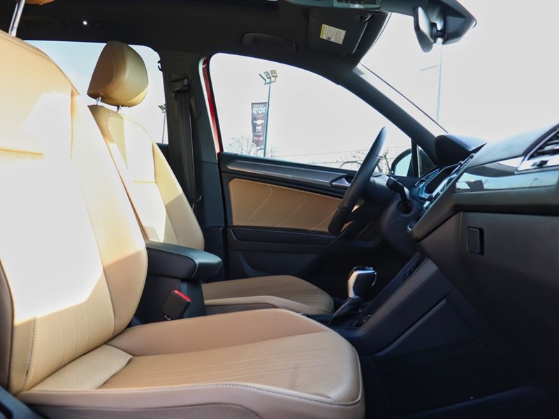 2024 Volkswagen Tiguan COMFORTLINE RLINE | BLACKEDITION | 4MOTION | MINT!