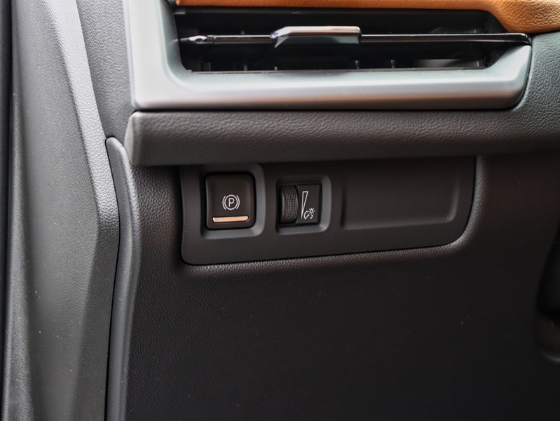 2025 Cadillac XT4 AWD 4dr Premium Luxury