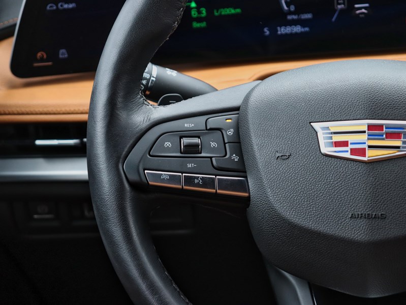 2025 Cadillac XT4 AWD 4dr Premium Luxury