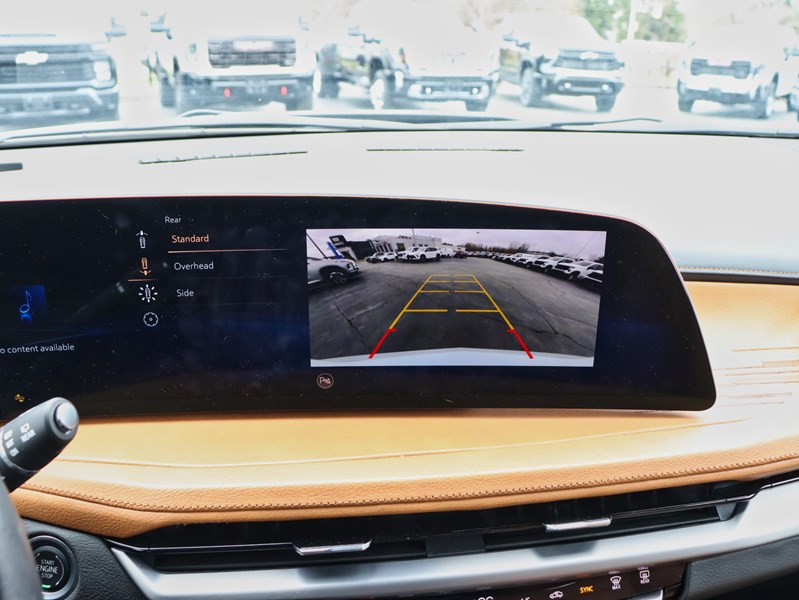 2025 Cadillac XT4 AWD 4dr Premium Luxury