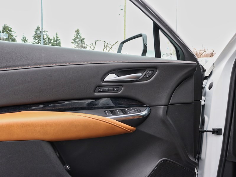 2025 Cadillac XT4 AWD 4dr Premium Luxury