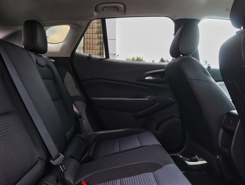 2025 Chevrolet Trax FWD 4dr LT
