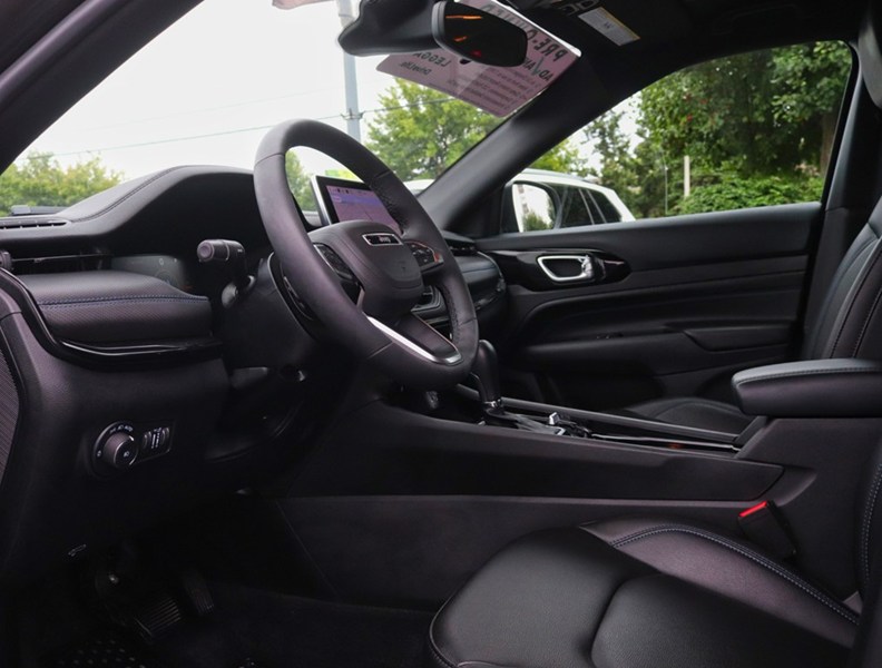2025 Jeep Compass Altitude 4x4