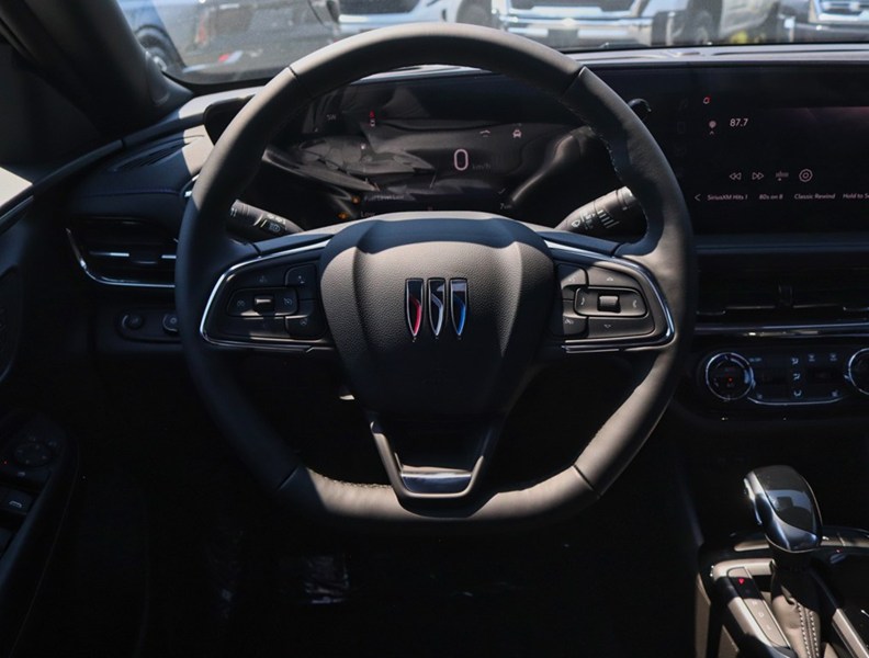 2026 Buick Envista FWD 4dr Sport Touring