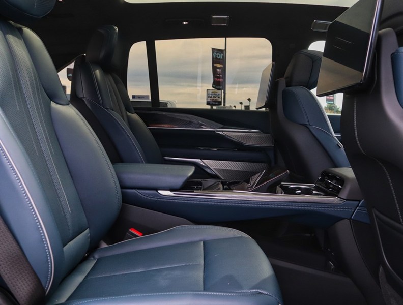 2026 Cadillac Escalade IQ AWD 4dr Premium Sport